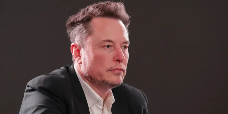 Tesla propõe pacote de remuneração de US$1 trilhão para Elon Musk e redefine governança corporativa