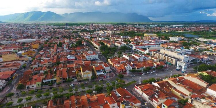 Quase 40% das cidades do Ceará enfrentam problemas na administração fiscal