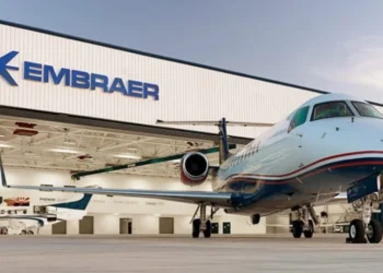 A companhia americana Avelo solicitou um montante de R$ 4,4 bilhões para adquirir até 100 jatos da Embraer