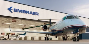 A companhia americana Avelo solicitou um montante de R$ 4,4 bilhões para adquirir até 100 jatos da Embraer