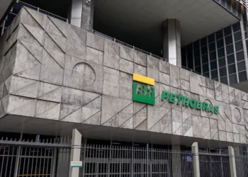 Petrobras compra participação de 27,5% no bloco de petróleo e gás de São Tomé e Príncipe
