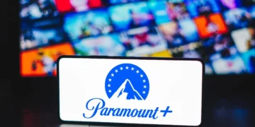 Com o suporte da família Ellison, a Paramount está se preparando para fazer uma proposta pela Warner Bros, segundo o jornal