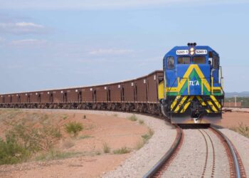 Depois de quase duas décadas de construção, a Transnordestina realizará sua viagem inaugural neste mês, transportando milho