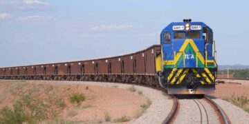 Depois de quase duas décadas de construção, a Transnordestina realizará sua viagem inaugural neste mês, transportando milho