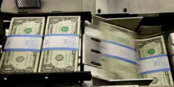 Na próxima segunda-feira, o Banco Central realizará dois leilões de dólar ao mesmo tempo