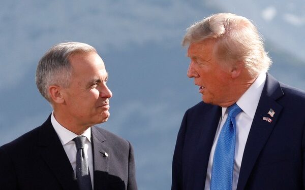Trump suspende negociações com Canadá após propaganda anti tarifária