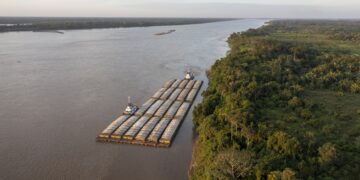 BNDES: Enseada entrega primeira barcaça do aporte de R$ 3,7 bilhões da LHG em logística