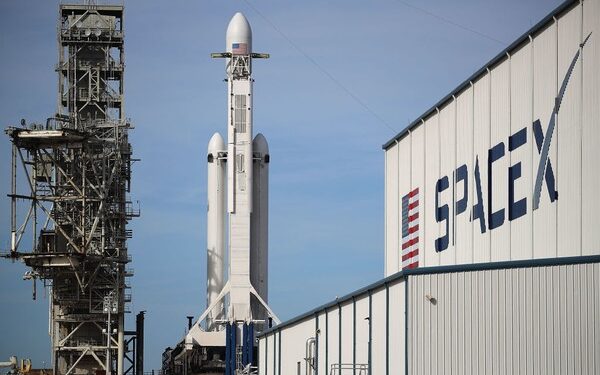 SpaceX realiza transações de aproximadamente US$ 134 milhões em Bitcoin: indício de reestruturação ou venda imediata?