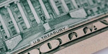 Com a redução das tensões entre Estados Unidos e China, o dólar caiu para R$ 5,46