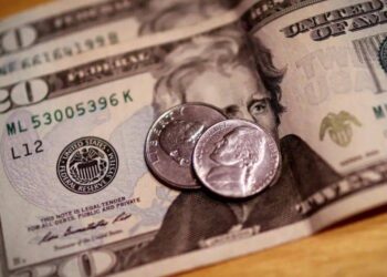 Após diálogo entre Lula e Trump, dólar despenca para R$ 5,31