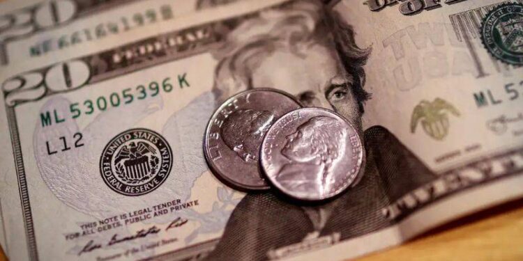Após diálogo entre Lula e Trump, dólar despenca para R$ 5,31