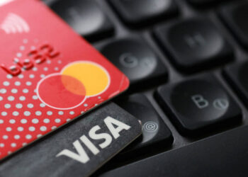 Visa e Mastercard chegam a um consenso sobre tarifas para comerciantes americanos