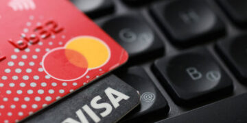 Visa e Mastercard chegam a um consenso sobre tarifas para comerciantes americanos