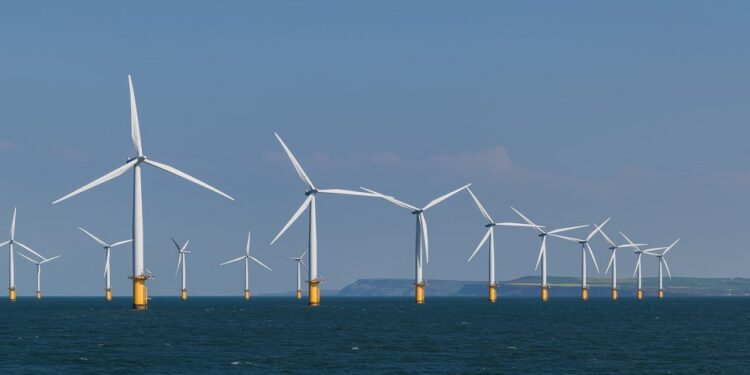 Ceará contará com R$ 22 bilhões em novos parques de energia solar e eólica para fornecer energia a data centers