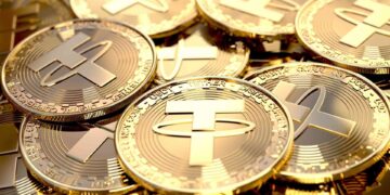 Stablecoins enfrentam pressão global: a redução da classificação do Tether (USDT) provoca novas discussões sobre segurança e transparência no mercado de criptomoedas