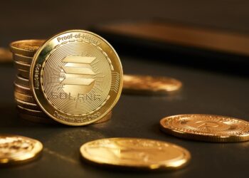 A procura por ETFs de Ethereum e XRP excede as previsões; stablecoins e tokens alternativos permanecem em meio à incerteza