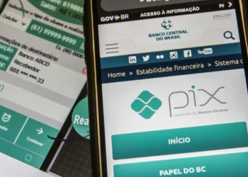 Banco Central analisa medidas para eliminar o ‘rotativo’ no PIX parcelado; novas normas devem ser divulgadas em novembro