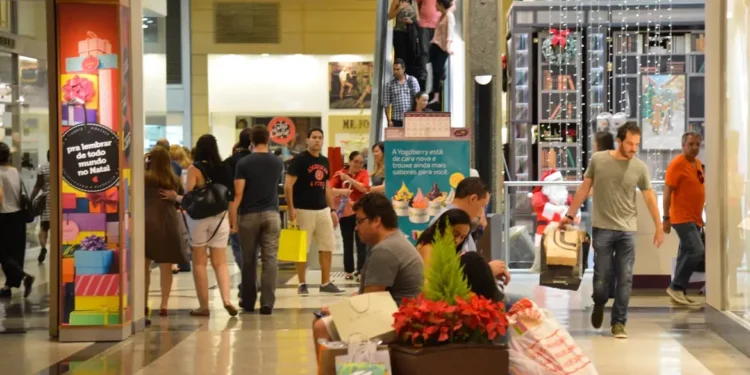 IBGE: No mês de setembro, as vendas do comércio cearense aumentaram 0,4%