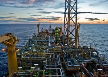 A Shell firma contrato com a Valaris para utilização de sonda marítima no projeto Orca