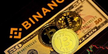 Com o BNB cotado a $860, a criptomoeda perde terreno em relação ao mercado mais amplo, à medida que o escrutínio sobre a Binance aumenta