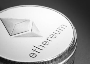 Fusaka ativado: hard fork do Ethereum com PeerDAS tem como objetivo diminuir despesas e agilizar rollups