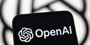 OpenAI deixa de ser vista como “salvadora da Bolsa” e se torna motivo de preocupação, com riscos elevados relacionados à IA