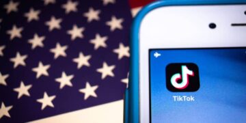 TikTok fecha acordo para transferir sua operação nos Estados Unidos a investidores