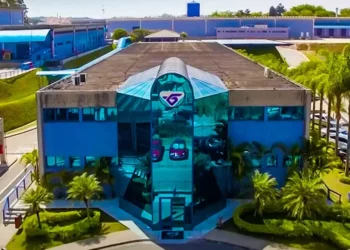 Blau Farmacêutica (BLAU3) aprova pagamento de R$ 100 milhões em dividendos intermediários