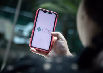 Uma transação com Pix acima de R$ 5 mil será cobrada? Confira o que afirma a Receita Federal: