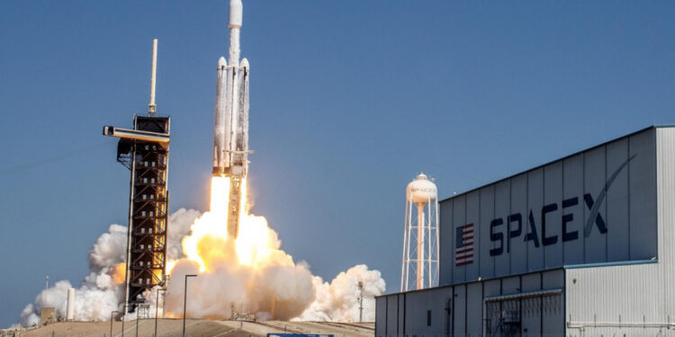 Ex-funcionários da SpaceX criaram 141 startups avaliadas em US$ 10,6 bilhões