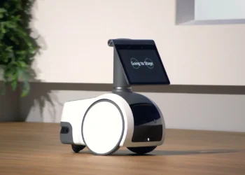 CES 2026: Startup apresenta robô doméstico baseado no Wall-E