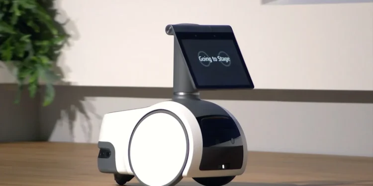 CES 2026: Startup apresenta robô doméstico baseado no Wall-E