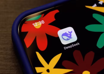 DeepSeek apresentará um novo modelo de inteligência artificial voltado para codificação