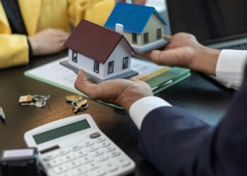 KNCR11 finaliza 2025 com um público de mais de 500 mil cotistas, concentrando-se em CRIs