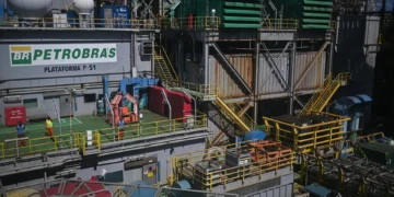 Petrobras renova acordo com refinarias da Índia, com valor que pode ultrapassar US$ 3 bilhões