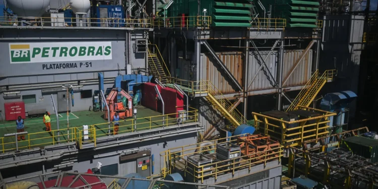 Petrobras renova acordo com refinarias da Índia, com valor que pode ultrapassar US$ 3 bilhões