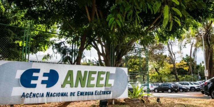 Aneel posterga decisão a respeito das tarifas de energia de 21 distribuidoras para 2026