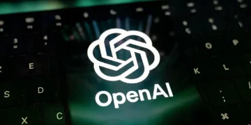 A diretora da OpenAI afirma que a receita excederá US$ 20 bilhões em 2025