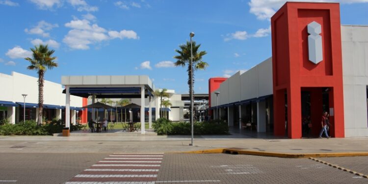 HGBS11 finaliza aquisição de shopping em Bauru e negocia venda de participação em shopping de Suzano