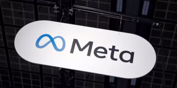 Meta e Corning assinam contrato para fornecimento de cabos de fibra óptica para data centers