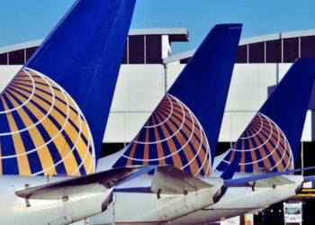 United Airlines supera em lucro e receita do quarto trimestre