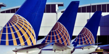 United Airlines supera em lucro e receita do quarto trimestre