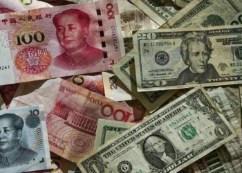 De que maneira os BRICS podem provocar um impacto estrutural no sistema do dólar americano?