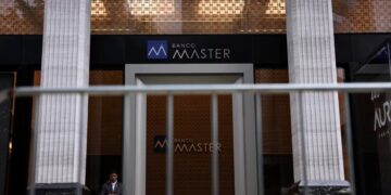 A partir deste sábado (17), o FGC inicia os pagamentos aos investidores do Banco Master