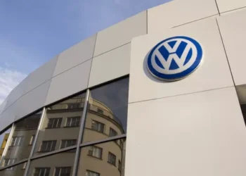 Apesar dos desafios, a Volkswagen apresenta uma melhora no fluxo de caixa