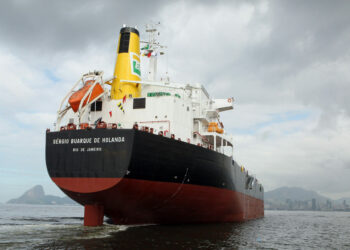 Petrobras e Transpetro firmam acordos de R$ 2,8 bilhões para expandir a frota