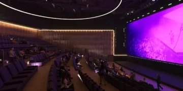 Nubank investe em branding ao patrocinar uma nova sala de cinema em São Paulo