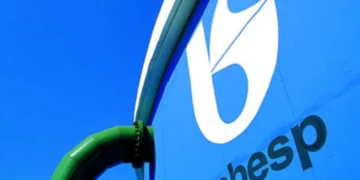 A Sabesp (SBSP3) planeja investir R$ 15,2 bilhões em 2025 e está considerando a possibilidade de expandir suas operações para outros estados