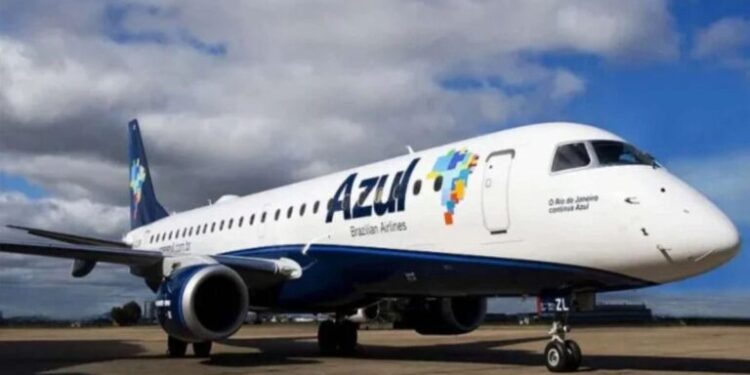 Azul recebe investimento de US$ 200 milhões por parte da United e American Airlines