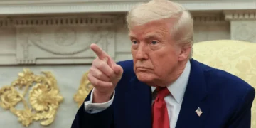 Wall Street encerra o dia em alta após Trump declarar que o conflito no Irã “está quase terminado”